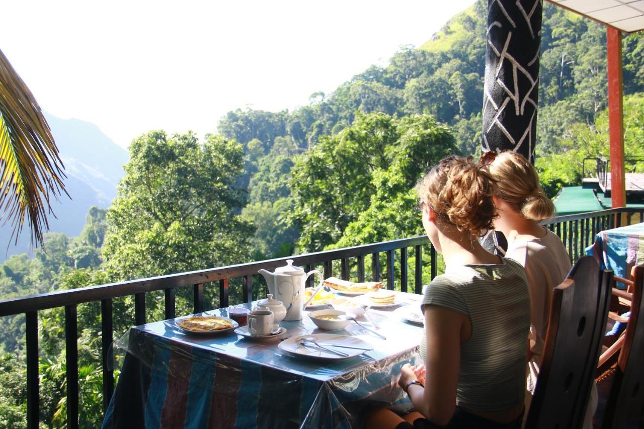 Bed and Breakfast Different View Ella Esterno foto